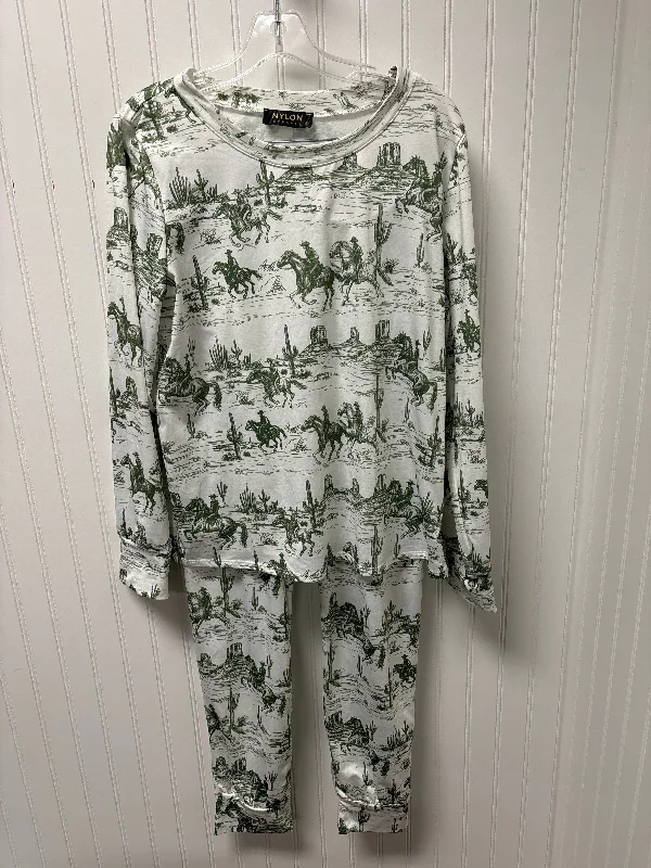 Don't Miss Pants Set 2pc By Cmc In Green & White, Size: Xl
