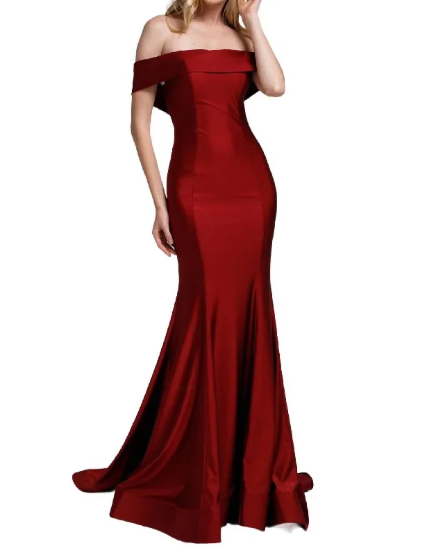 Today's Special Lycra Off Shoulder Mermaid Dress In Burgundy