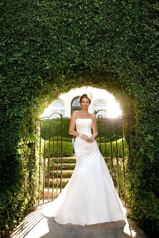 New Markdowns Casablanca Bridal Gown Style 2026 Size 20 Ivory / Silver Wedding Dress