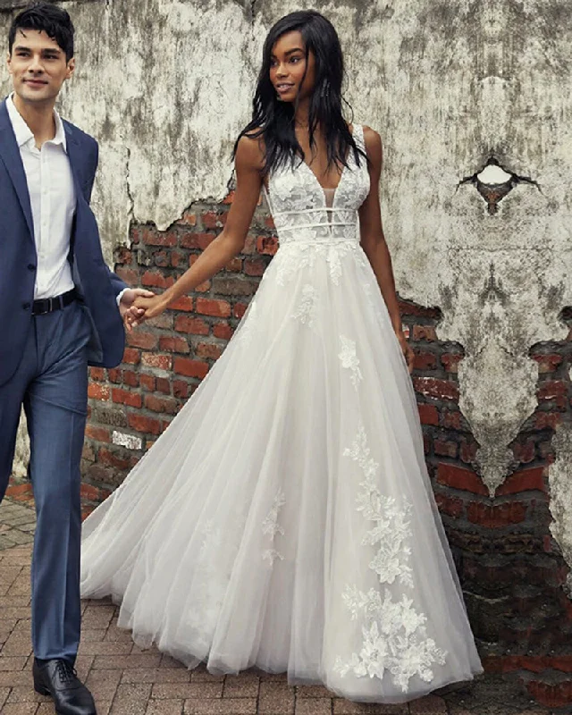 Instant Discount Appliques Lace A-Line Tulle Beach Boho Wedding Dress Sexy Deep V-Neck Bride Dress WD10273 Instant Discount Appliques Lace A-Line Tulle Beach Boho Wedding Dress Sexy Deep V-Neck Bride Dress WD10273