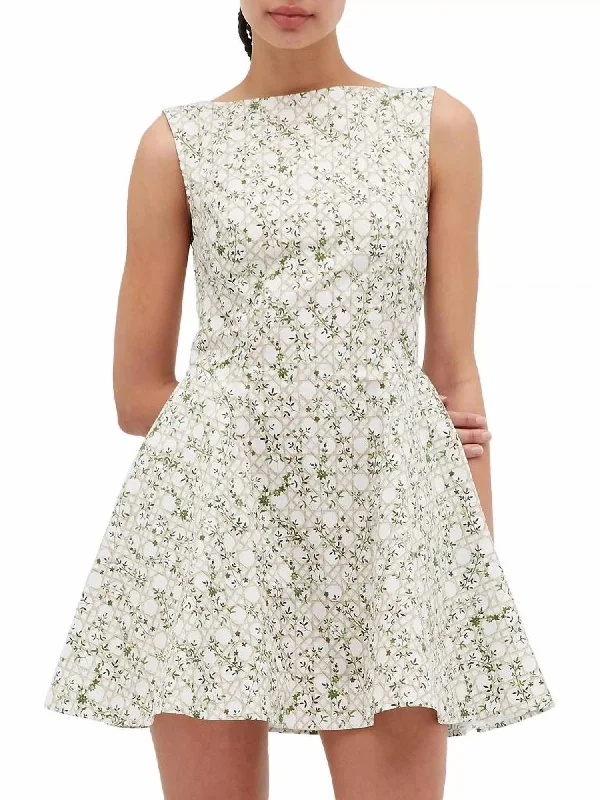 YEAR-End Sale Sutton Dress In Sand Basketweave Vine