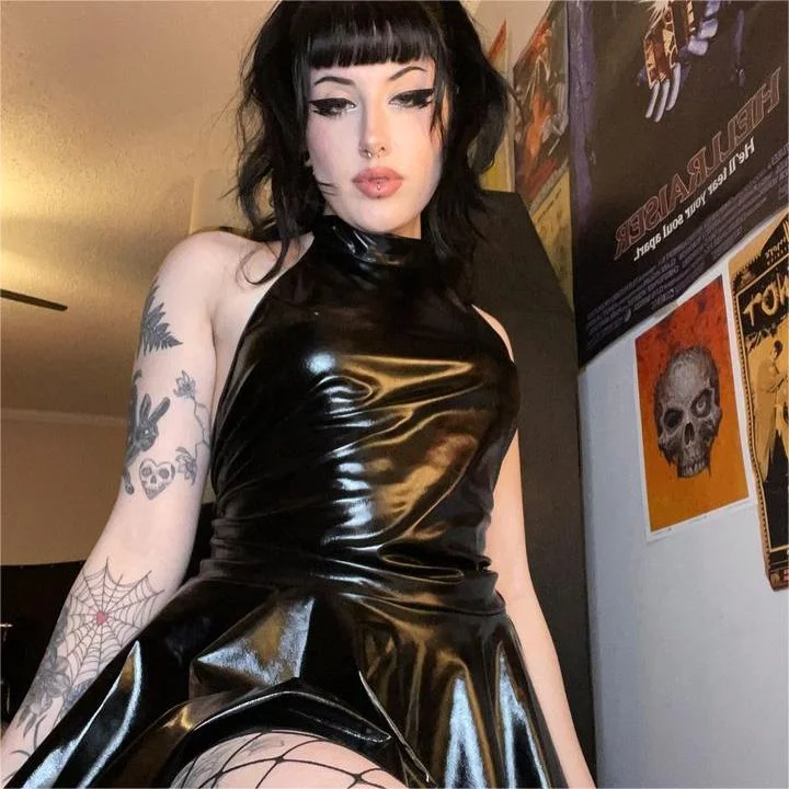 Price Fest Review for Patent leather bow maid dress yv30871