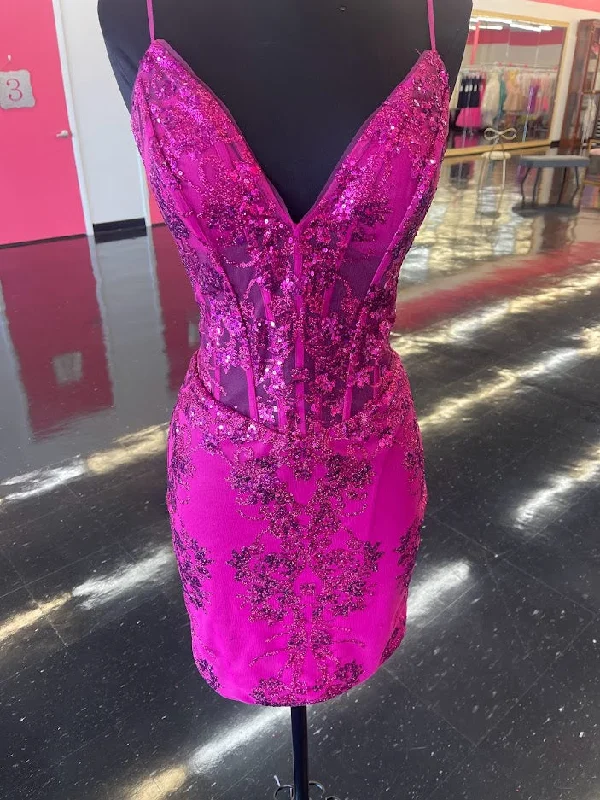 Year-End Sale Jovani 04699 Size 4 Berry Short Fitted Sheer Glitter Homecoming Formal Dress V Neck Cocktail Dress Year-End Sale Jovani 04699 Size 4 Berry Short Fitted Sheer Glitter Homecoming Formal Dress V Neck Cocktail Dress