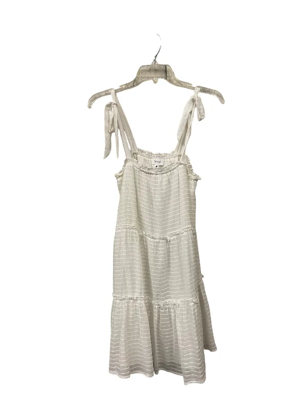 Can't Miss Dress Casual Short By Le Lis In White, Size: S