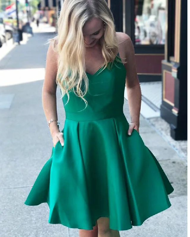 Low Prices Green Short Cocktail Dress V Neck Spaghetti straps Semi Formal Homecoming party Gown SP0807