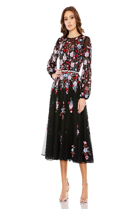 Deep Discounts Mac Duggal 5712