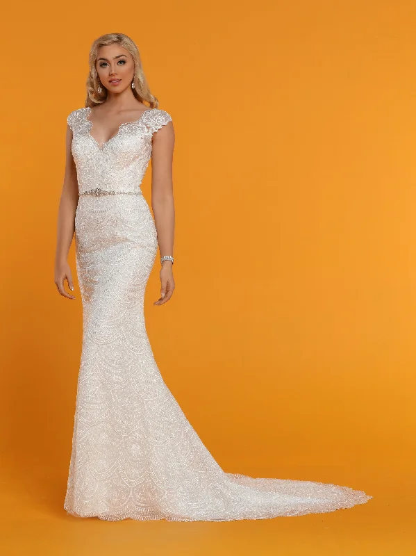 Super Sale Davinci Bridal 50540 Fitted V Neck Fit & Flare Mermaid Lace Wedding Dress Sheer Back Super Sale Davinci Bridal 50540 Fitted V Neck Fit & Flare Mermaid Lace Wedding Dress Sheer Back
