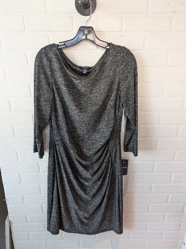 Early Bird Discount Dress Casual Short By Chaps In Grey, Size: L