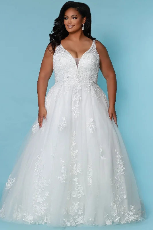 Savings Galore Sydney's Closet SC5274 A line Wedding Dress Lace V Neckline SC 5274 Marlowe Savings Galore Sydney's Closet SC5274 A line Wedding Dress Lace V Neckline SC 5274 Marlowe