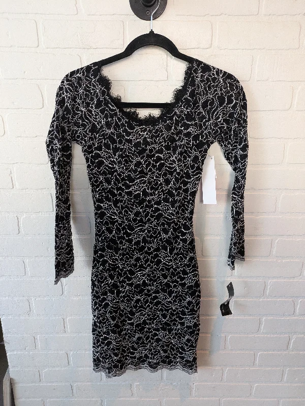 Weekend Deal Dress Party Short By Clothes Mentor In Black & White, Size: Xs