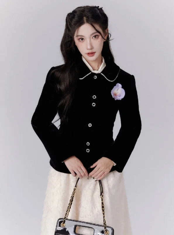 Friends and Family Sale Elegant Black Fitted Blazer with Floral Brooch