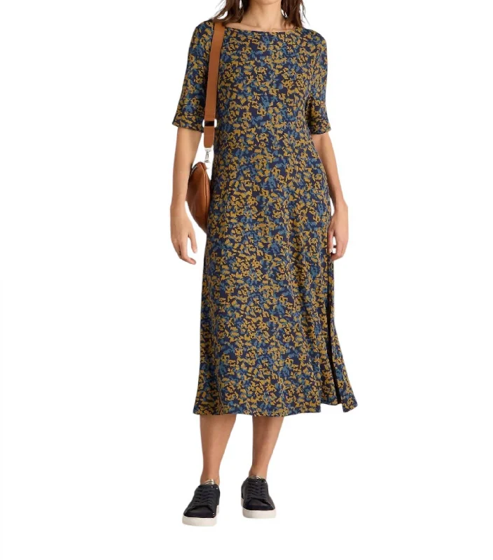 Take Advantage Millie Jersey Dress In Navy