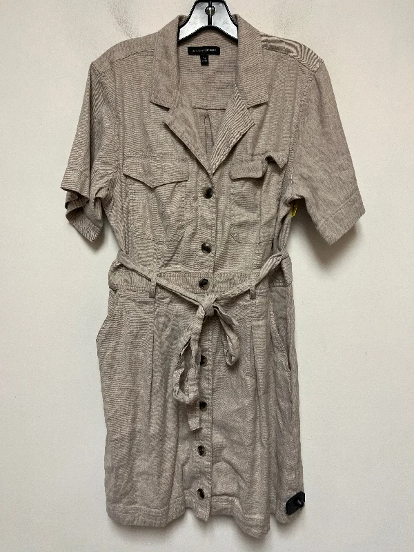 Weekend Special Dress Casual Short By Banana Republic In Tan, Size: Xl