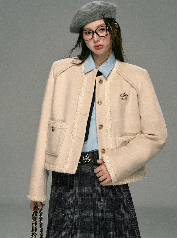 Super Deal Classic Tweed Cropped Jacket: Beige Button-Front Blazer with Frayed Edges and Gold Logo Pin